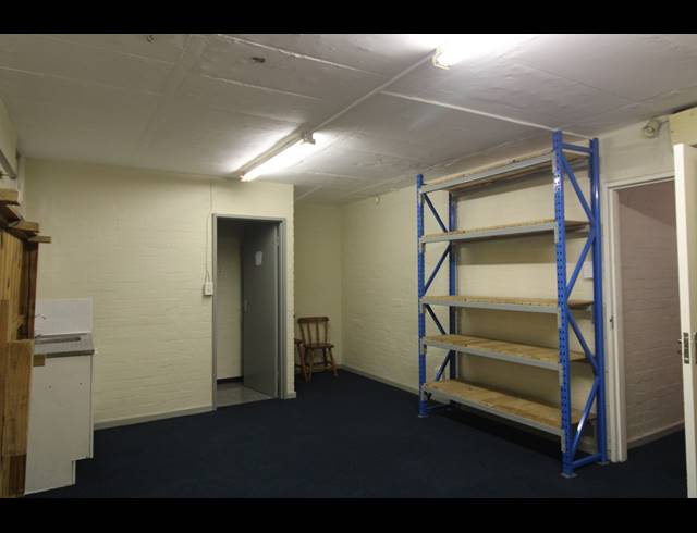 113M² BUILDING FOR SALE IN MAITLAND
